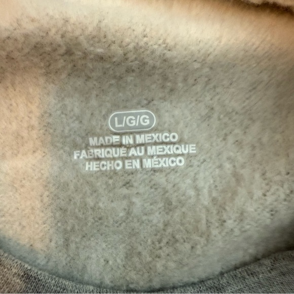 Tennessee Titans NFL Football Sweatshirt Gray Women's - Picture 4 of 5